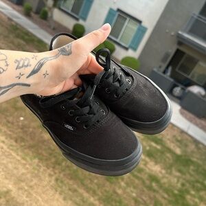 Women’s black vans size 6.5